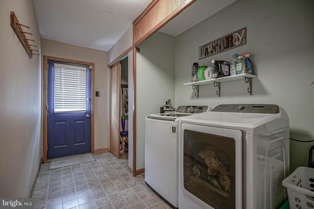 551 GREENWOOD DR, Hammonton, NJ 08037