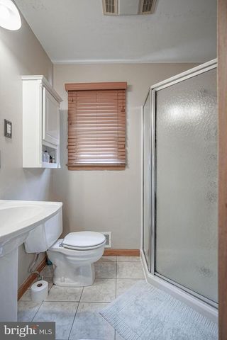551 GREENWOOD DR, Hammonton, NJ 08037