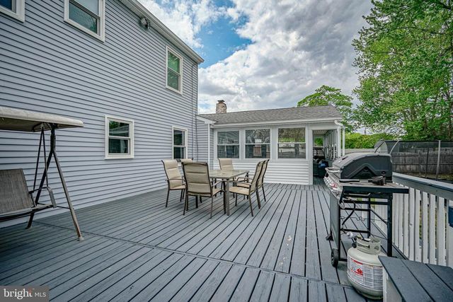 551 GREENWOOD DR, Hammonton, NJ 08037