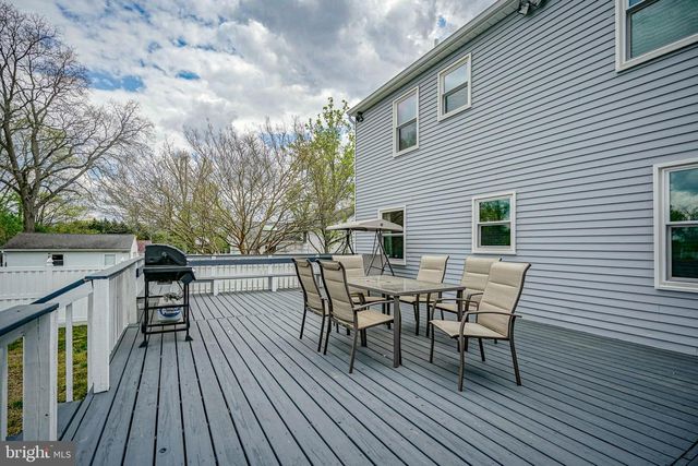 551 GREENWOOD DR, Hammonton, NJ 08037