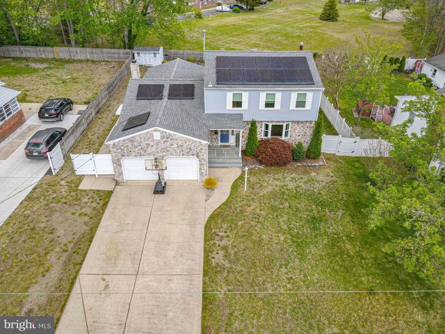 551 GREENWOOD DR, Hammonton, NJ 08037