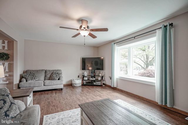 551 GREENWOOD DR, Hammonton, NJ 08037