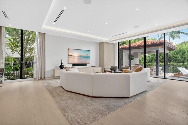 5831 Alton Road, Miami Beach, FL 33140