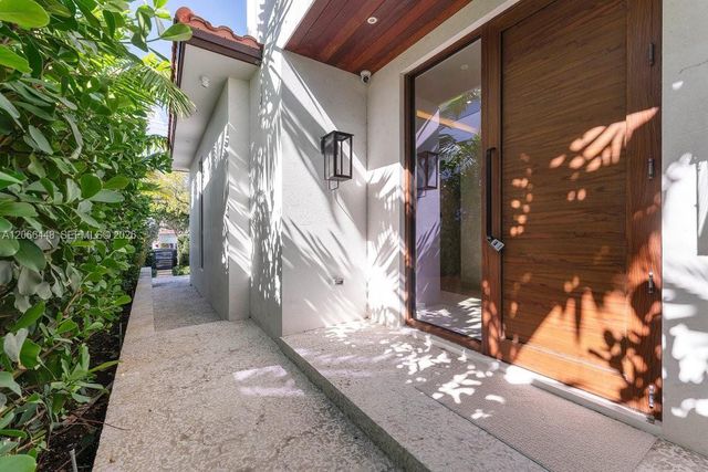 5831 Alton Road, Miami Beach, FL 33140