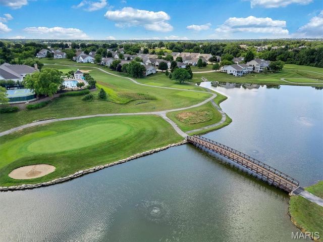 1011 Hawks Landing Drive, Lake St Louis, MO 63367