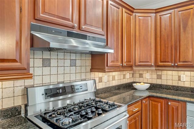 1011 Hawks Landing Drive, Lake St Louis, MO 63367