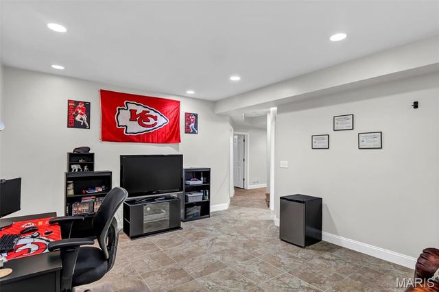 1011 Hawks Landing Drive, Lake St Louis, MO 63367