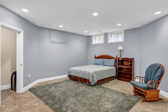 1011 Hawks Landing Drive, Lake St Louis, MO 63367