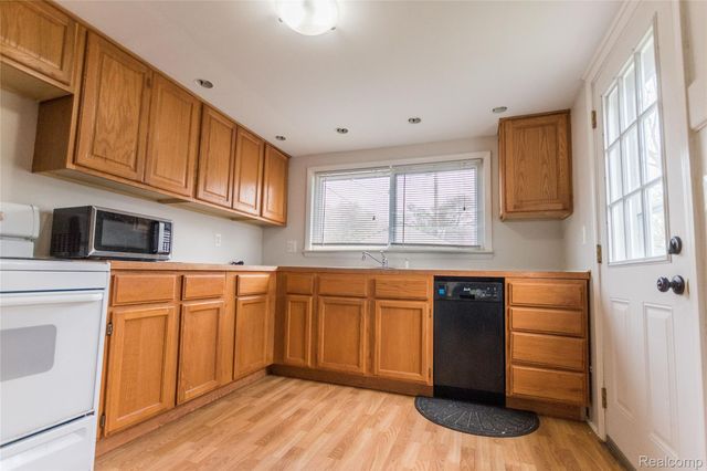 400 Josephine Avenue, Royal Oak, MI 48067