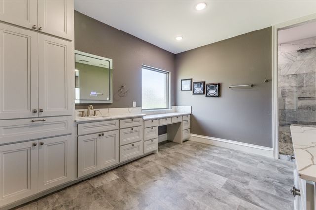 1077 Deerfield Drive, Wills Point, TX 75169