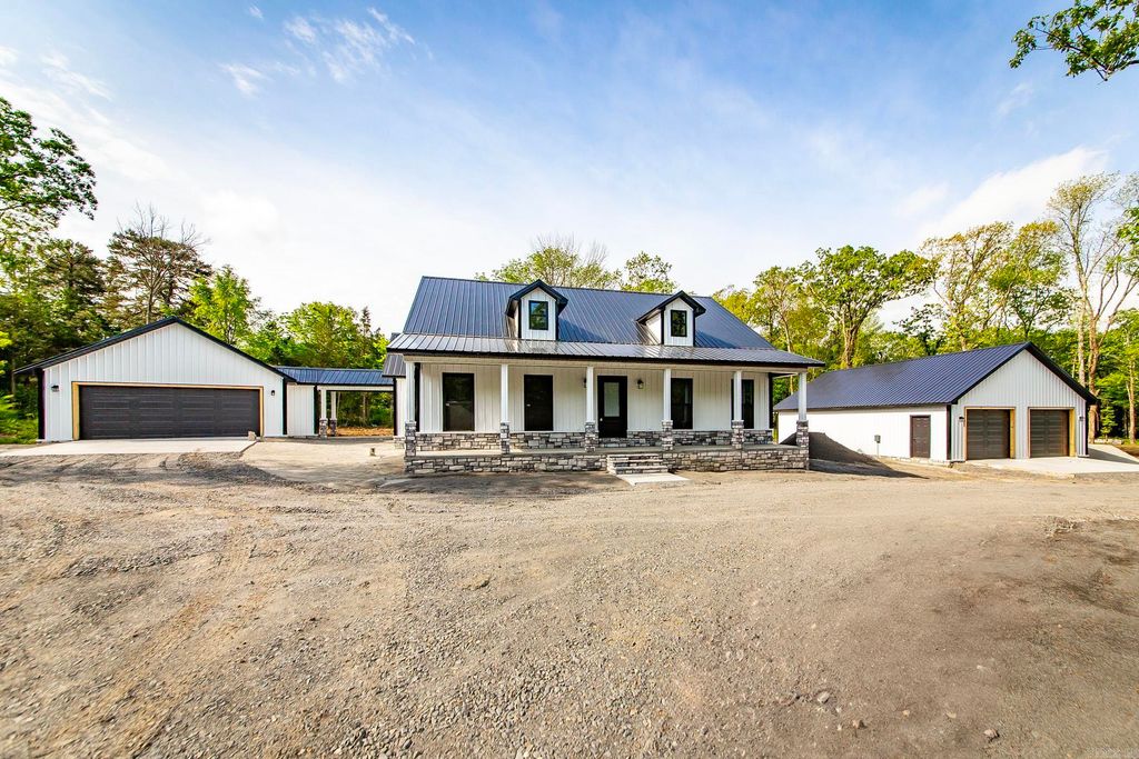 125 Red Fox, Greers Ferry, AR 72067