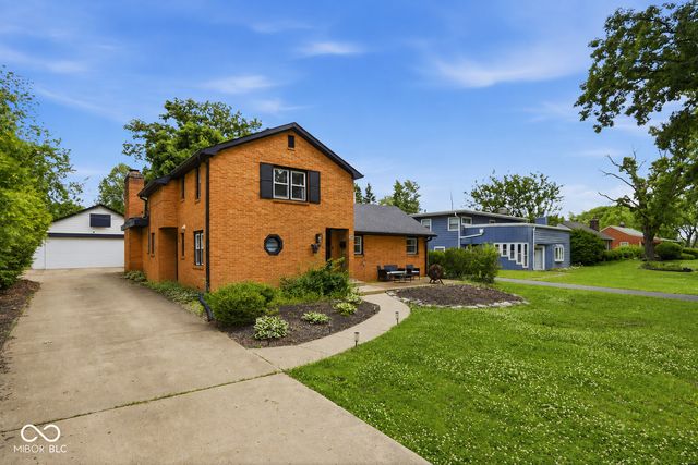 129 N Sadlier Drive, Indianapolis, IN 46219