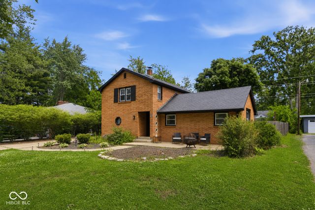 129 N Sadlier Drive, Indianapolis, IN 46219
