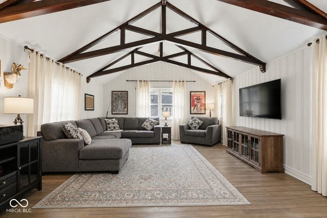 129 N Sadlier Drive, Indianapolis, IN 46219