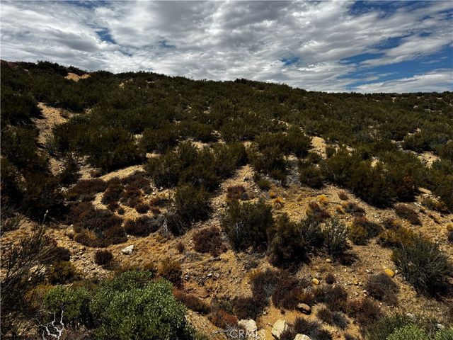 0 AGATE, Hesperia, CA 92345