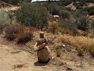 0 AGATE, Hesperia, CA 92345