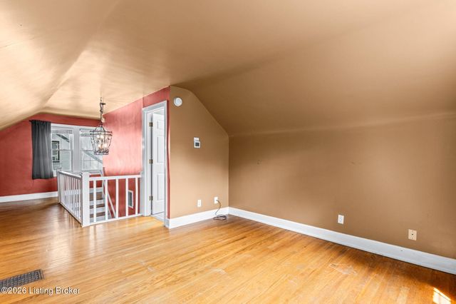 4209 Alton Rd, Louisville, KY 40207