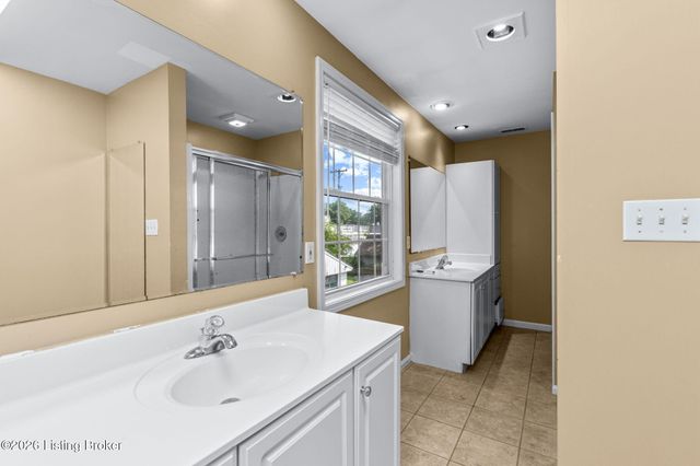 4209 Alton Rd, Louisville, KY 40207