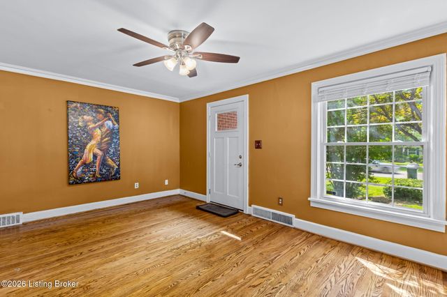 4209 Alton Rd, Louisville, KY 40207