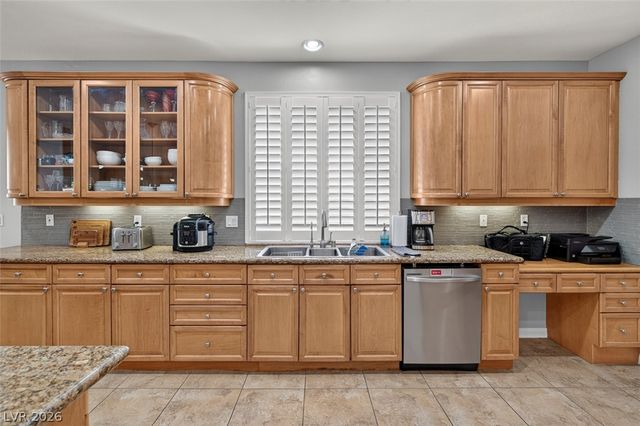 113 South Buteo Woods Lane, Las Vegas, NV 89144