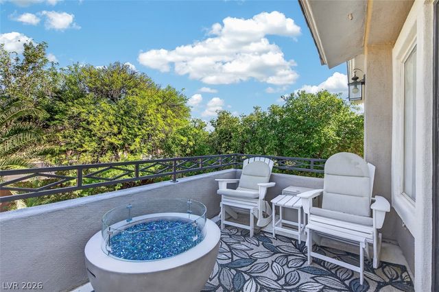 113 South Buteo Woods Lane, Las Vegas, NV 89144