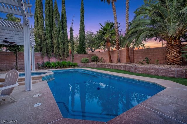 113 South Buteo Woods Lane, Las Vegas, NV 89144