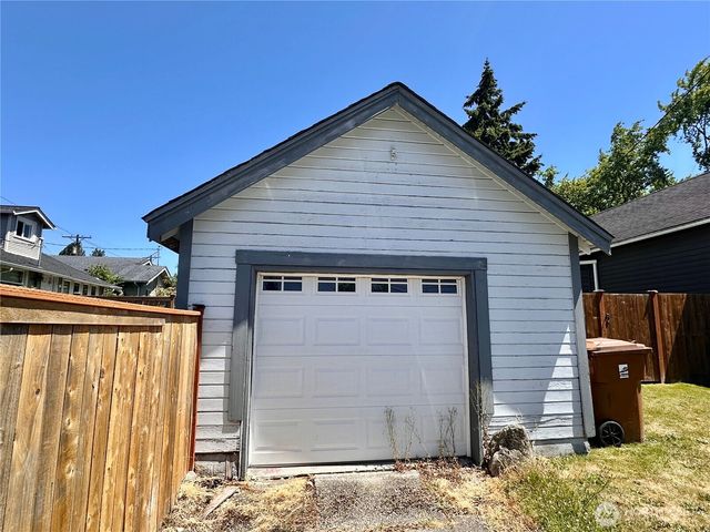 1120 S 56th Street, Tacoma, WA 98408