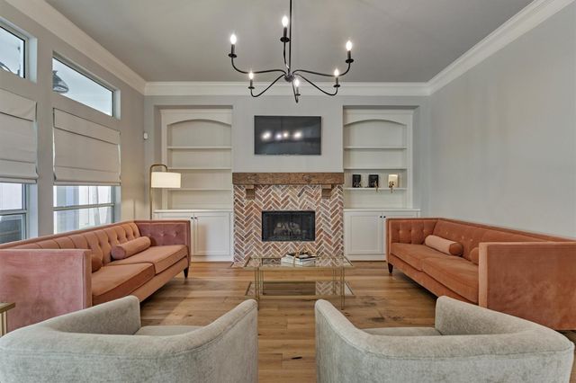 19 Pipers Meadow Street, The Woodlands, TX 77382