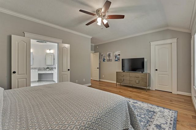 19 Pipers Meadow Street, The Woodlands, TX 77382