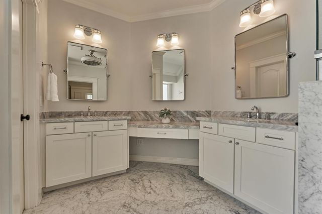 19 Pipers Meadow Street, The Woodlands, TX 77382