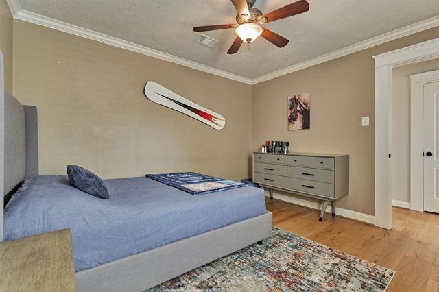 19 Pipers Meadow Street, The Woodlands, TX 77382