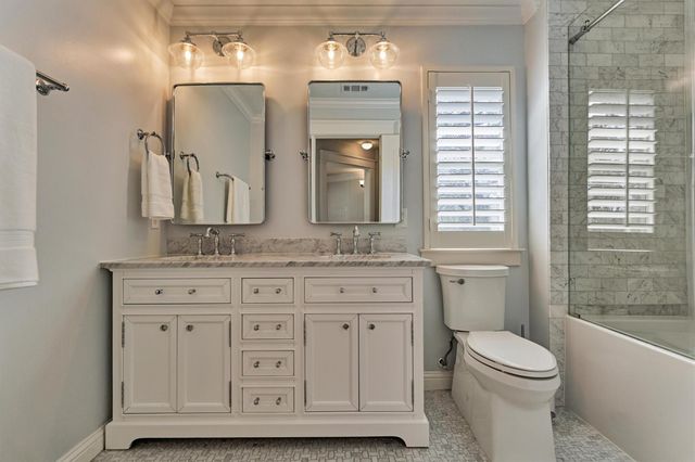 19 Pipers Meadow Street, The Woodlands, TX 77382