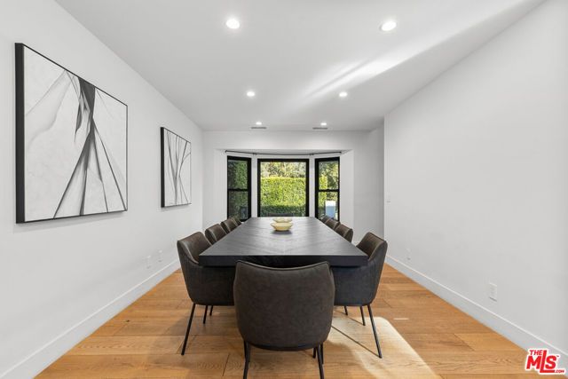 343 Veteran Avenue, Los Angeles, CA 90024