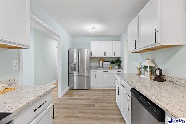 1637 Greenfield Rd, Darlington, SC 29540