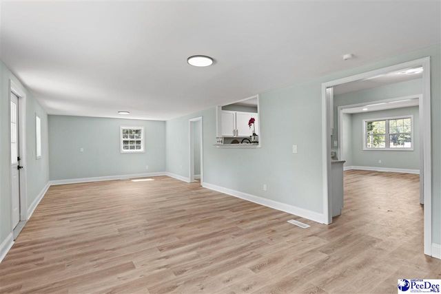 1637 Greenfield Rd, Darlington, SC 29540
