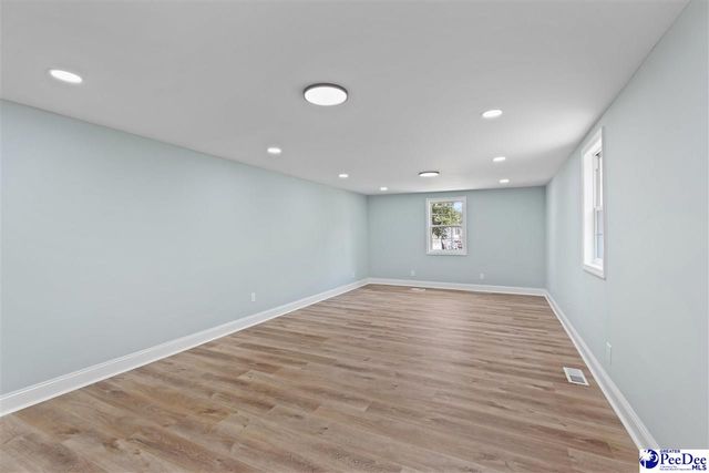 1637 Greenfield Rd, Darlington, SC 29540
