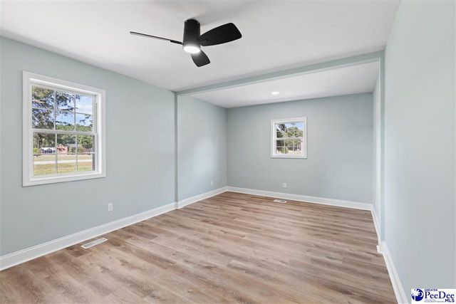 1637 Greenfield Rd, Darlington, SC 29540