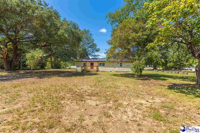 1637 Greenfield Rd, Darlington, SC 29540