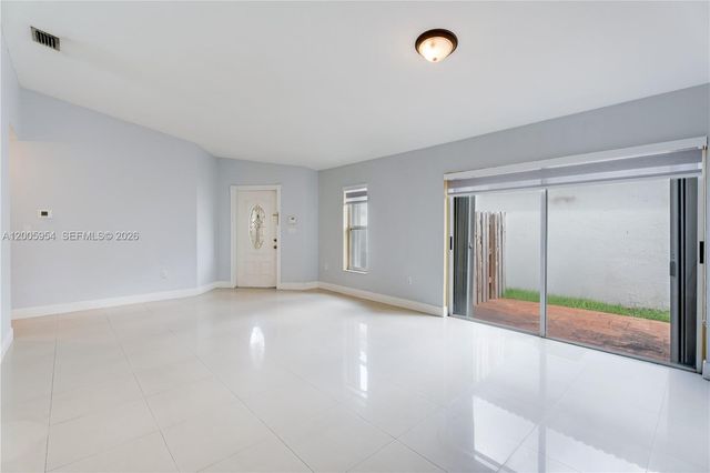 10523 SW 161st PL, Miami, FL 33196