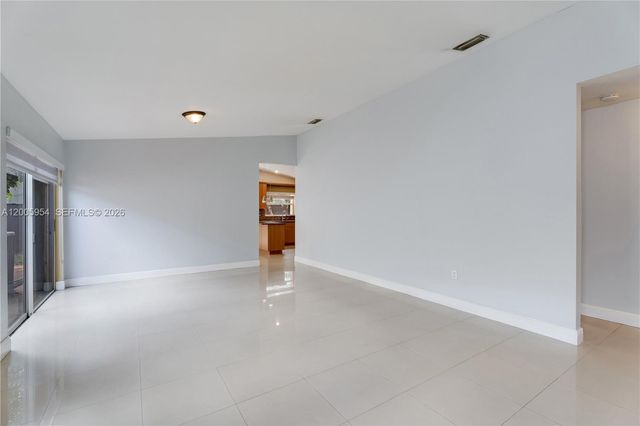 10523 SW 161st PL, Miami, FL 33196