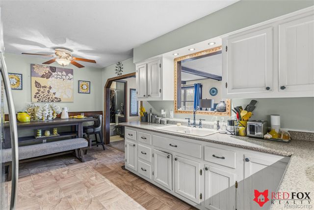 2379 Hialeah Drive, Flint Charter Township, MI 48507