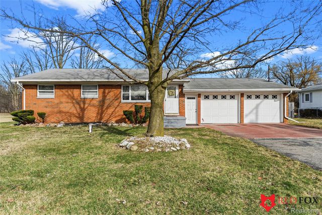 2379 Hialeah Drive, Flint Charter Township, MI 48507