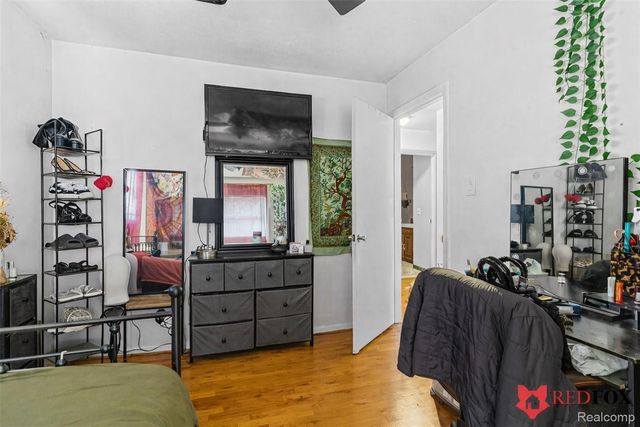 2379 Hialeah Drive, Flint Charter Township, MI 48507