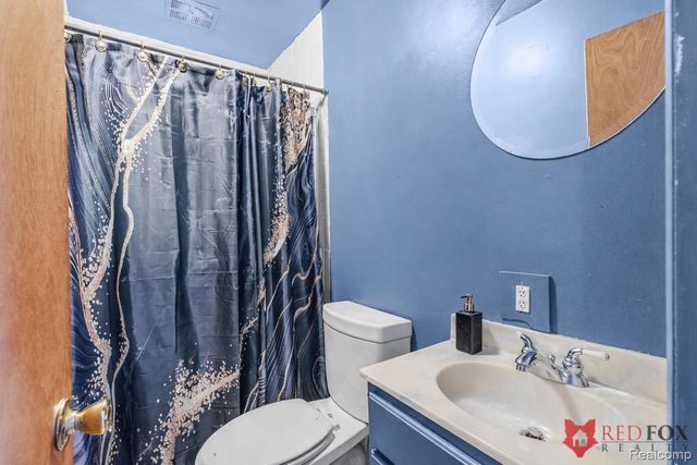 2379 Hialeah Drive, Flint Charter Township, MI 48507