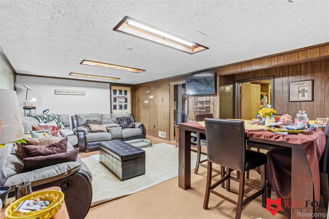 2379 Hialeah Drive, Flint Charter Township, MI 48507