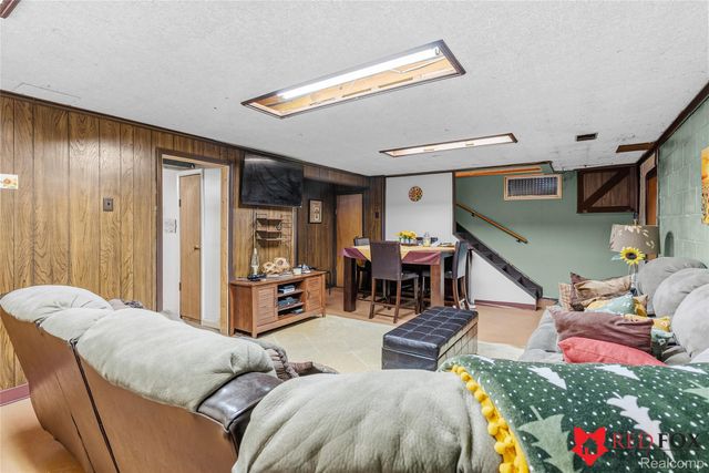 2379 Hialeah Drive, Flint Charter Township, MI 48507