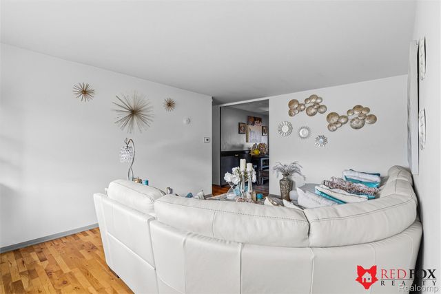 2379 Hialeah Drive, Flint Charter Township, MI 48507