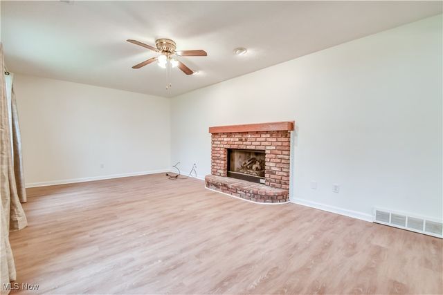 233 Gulls Cove, Painesville Twp, OH 44077