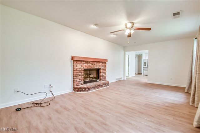 233 Gulls Cove, Painesville Twp, OH 44077