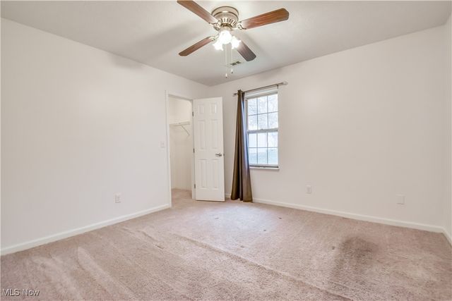 233 Gulls Cove, Painesville Twp, OH 44077